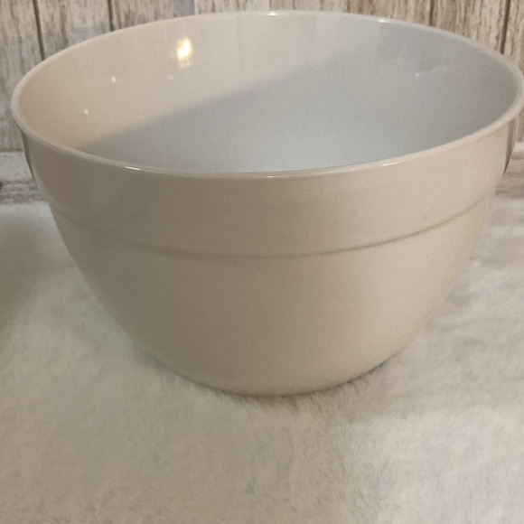 Hobby Lobby Medium Mixing Bowl - Picture 3 of 6